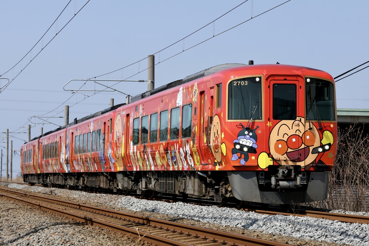 JR四国 高知運転所 2700系 2703