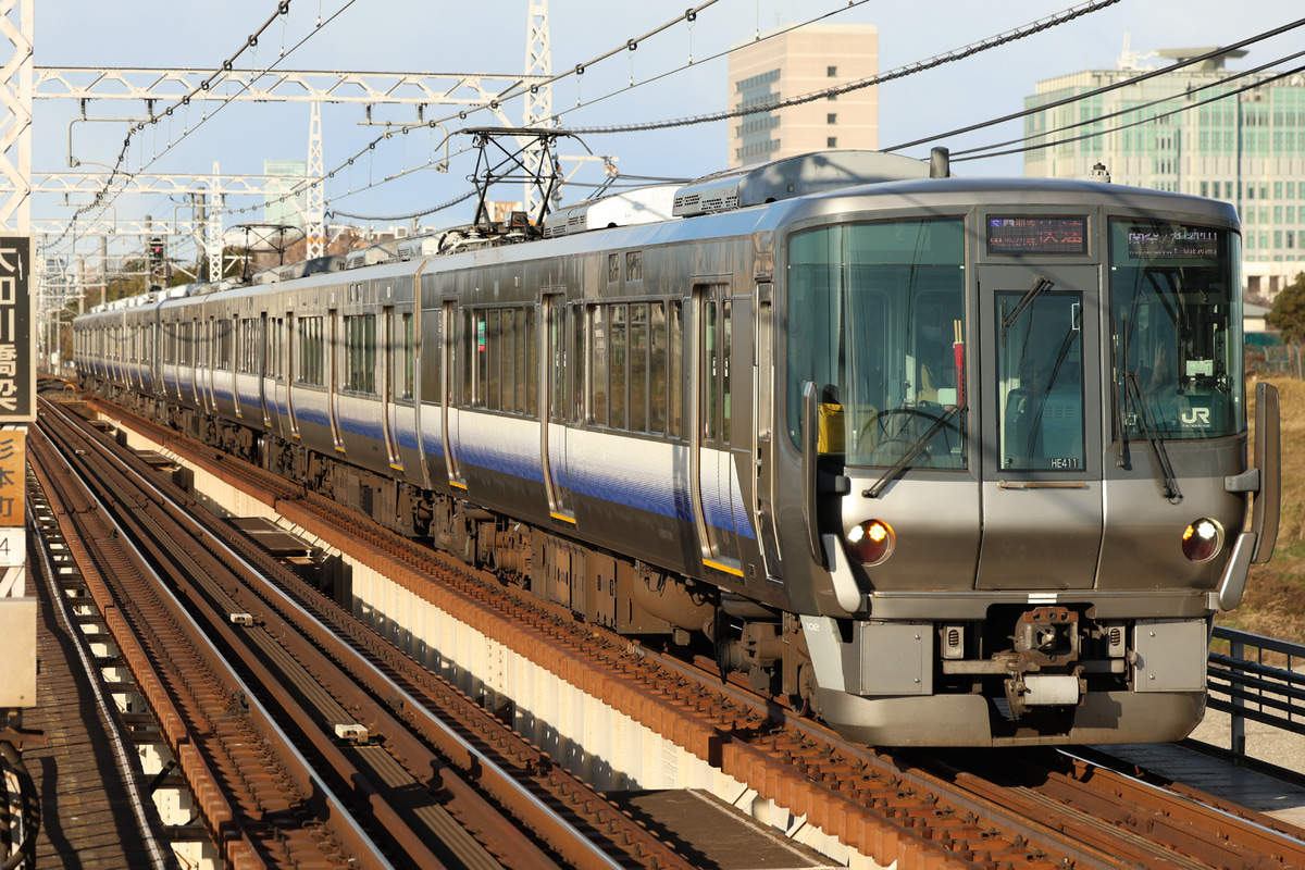 JR西日本  223系 ヒネHE411編成