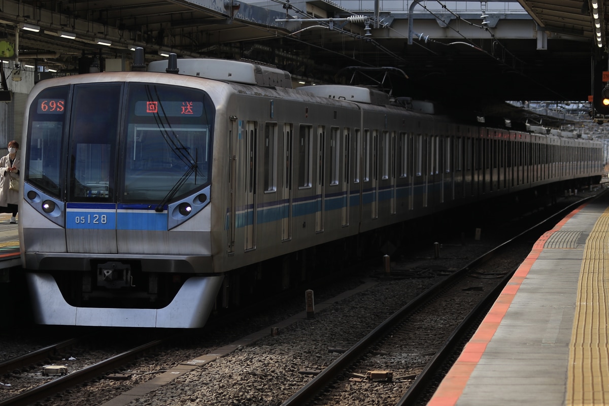 東京メトロ 深川検車区 05系 05-128F