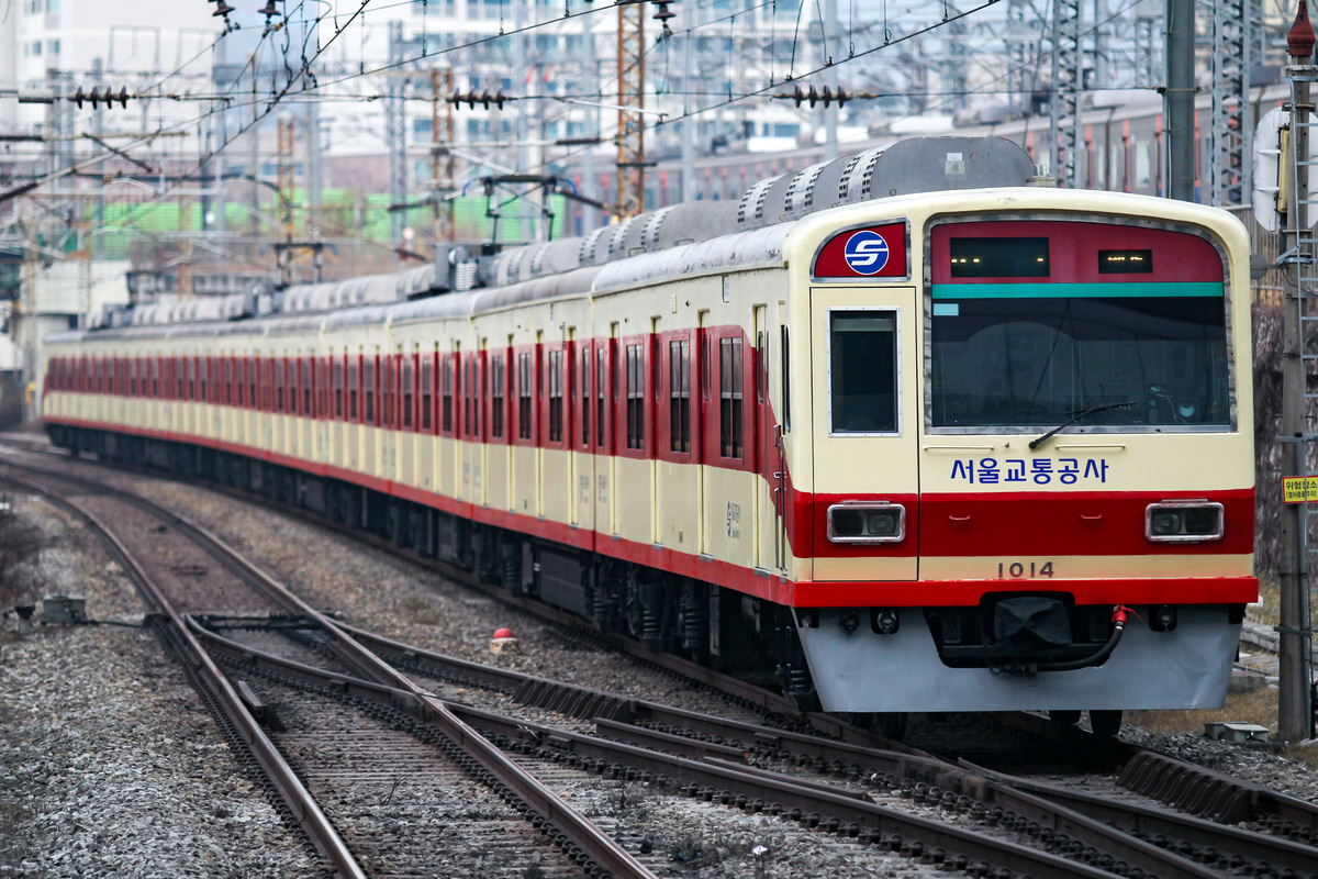 Seoul Metro 君子車両事業所 1000系 114F