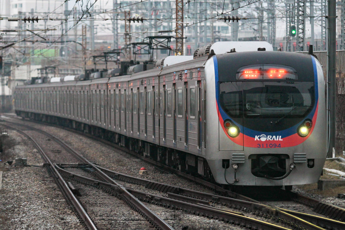 韓国鉄道公社 九老車両事業所 311000系 311×94F