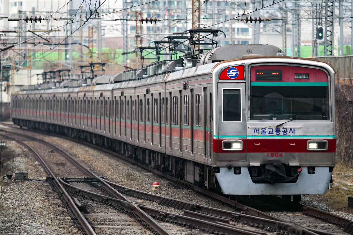 Seoul Metro 君子車両事業所 1000系 104F