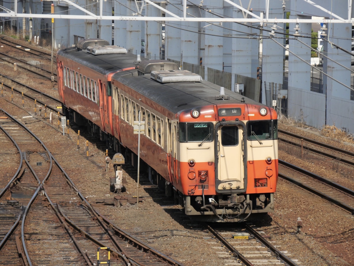 JR西日本 後藤総合車両所岡山気動車支所 キハ40系 2134