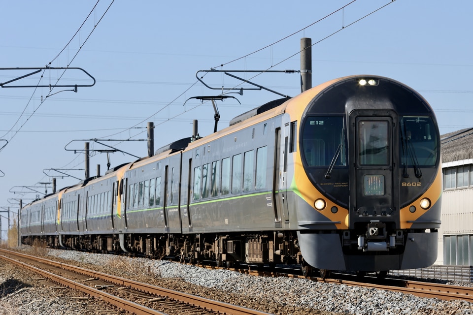 JR四8600系E12編成の写真