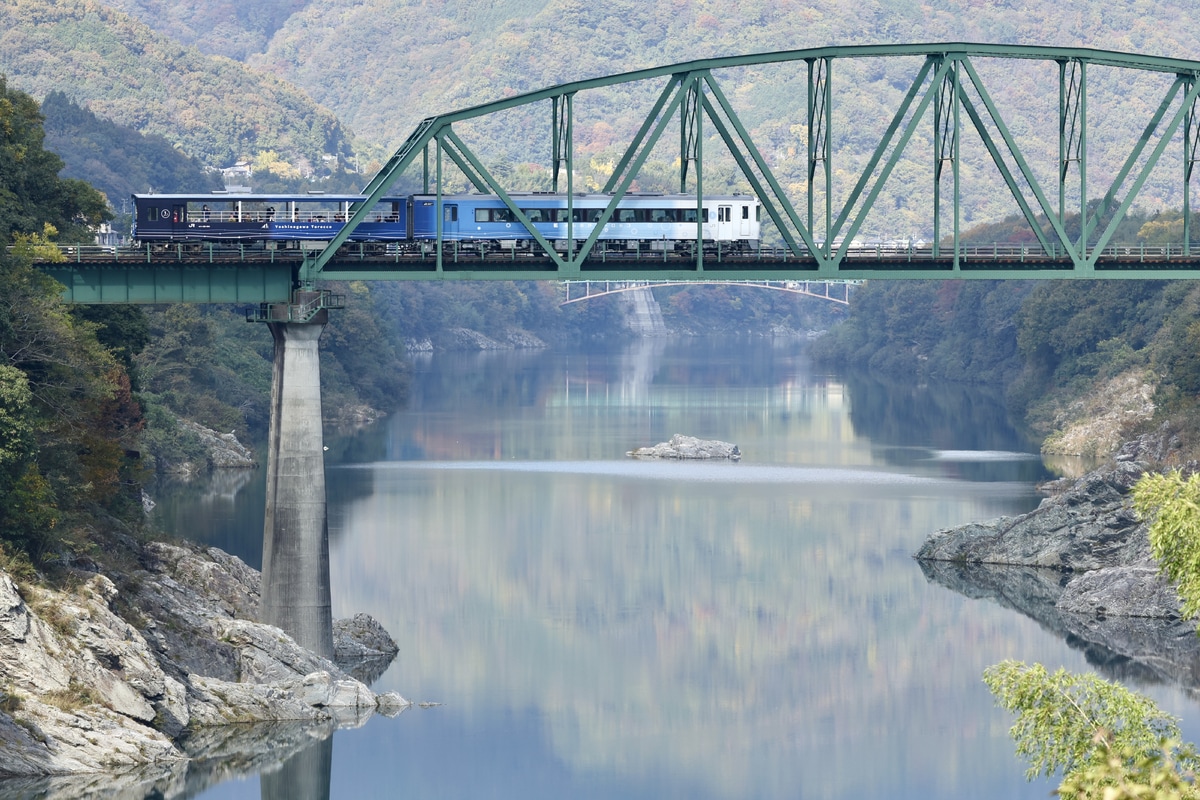 JR四国 高松運転所 キロ185系 26