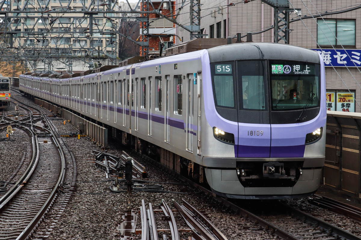 東京メトロ  18000系 18109F