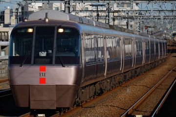 小田急電鉄30000形30257×6を祖師ヶ谷大蔵駅で撮影した画像