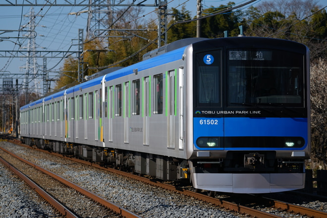 南栗橋車両管区七光台支所60000系61502Fを七里～岩槻間で撮影した写真