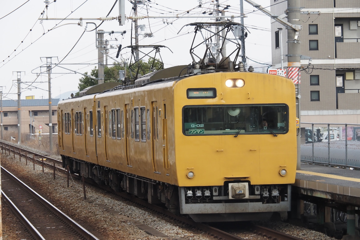 JR西日本  115系 オカG-02編成
