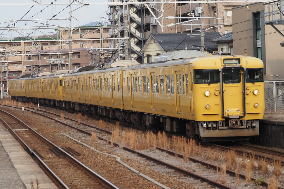 JR西日本  115系 オカD-07編成