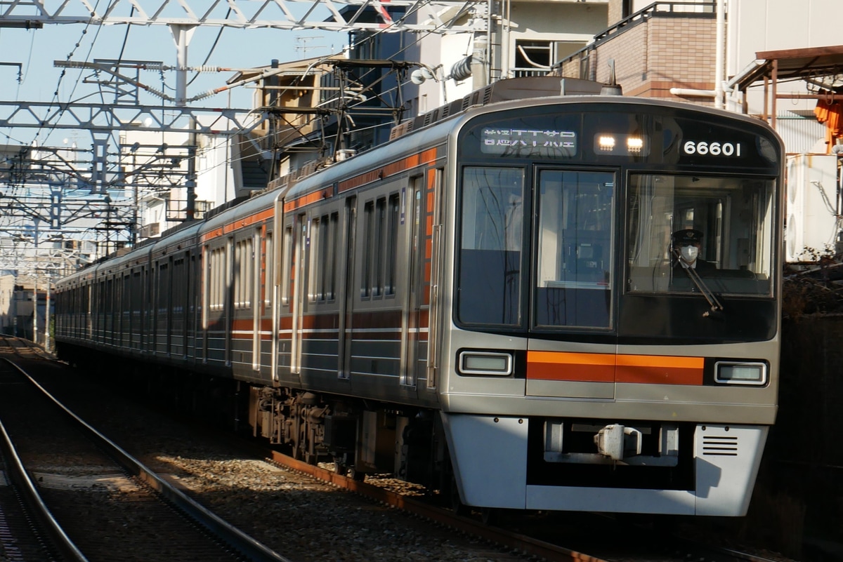 大阪市交通局 東吹田検車場 66系 66601F
