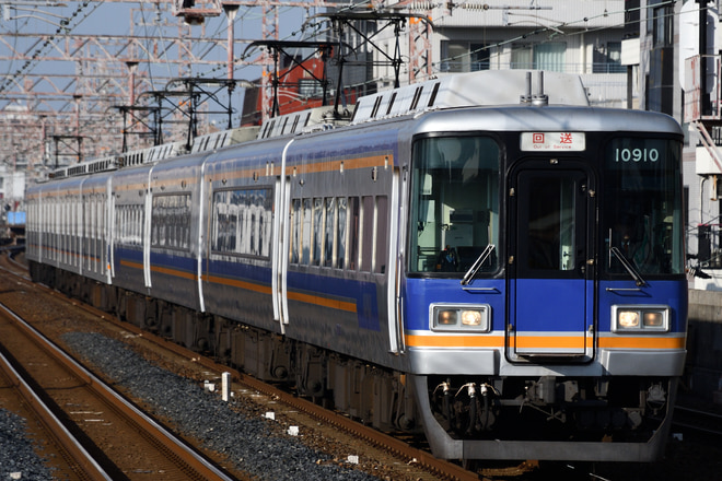 住ノ江検車区10000系10010Fを住吉大社駅で撮影した写真