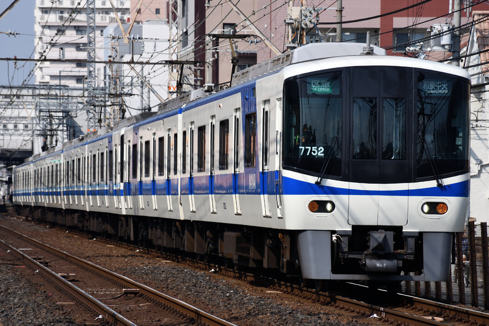 南海7000系7551F<br class="br-sp" />(7551編成)の写真