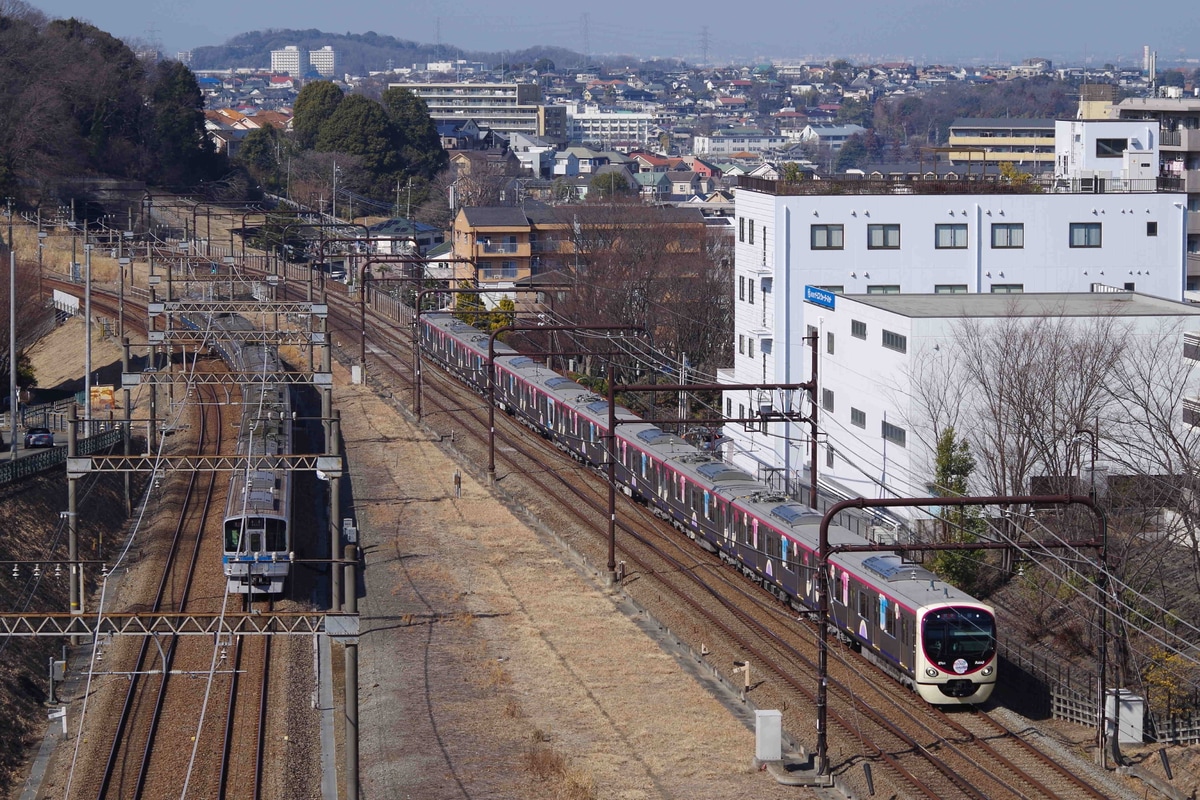 京王電鉄 若葉台検車区 2000系 2701編成