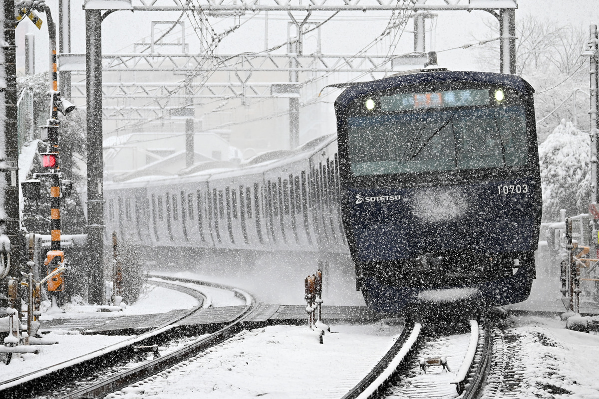相模鉄道 かしわ台車両センター 10000系 10703×8