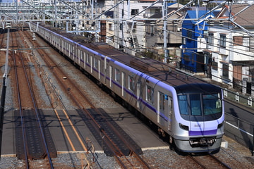 東京メトロ18000系18102Fを西新井～竹ノ塚間で撮影した画像