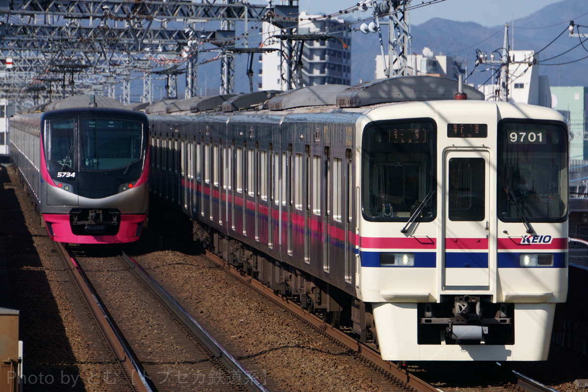 京王電鉄  9000系 9701F