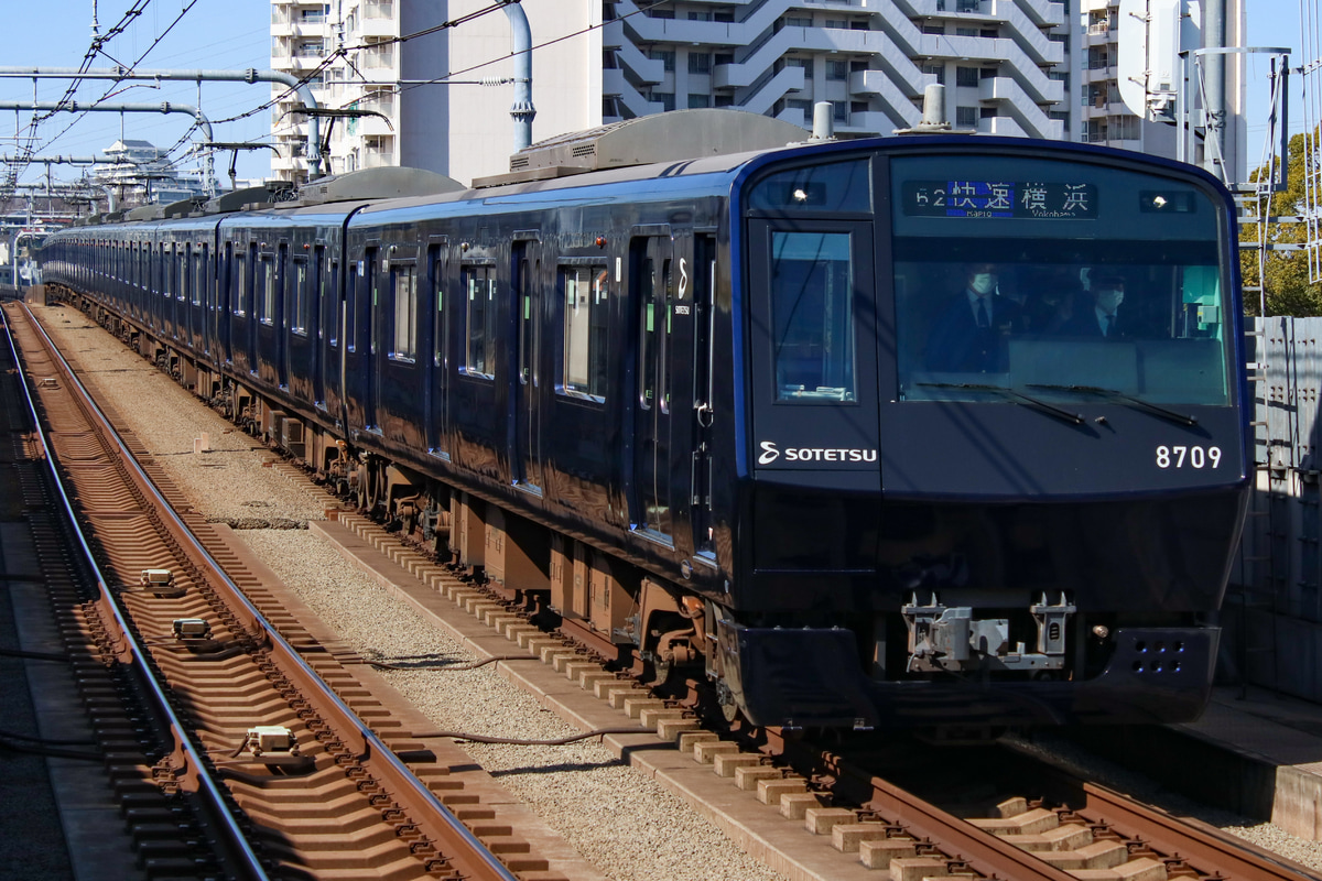 相模鉄道 かしわ台車両センター 8000系 8709×10