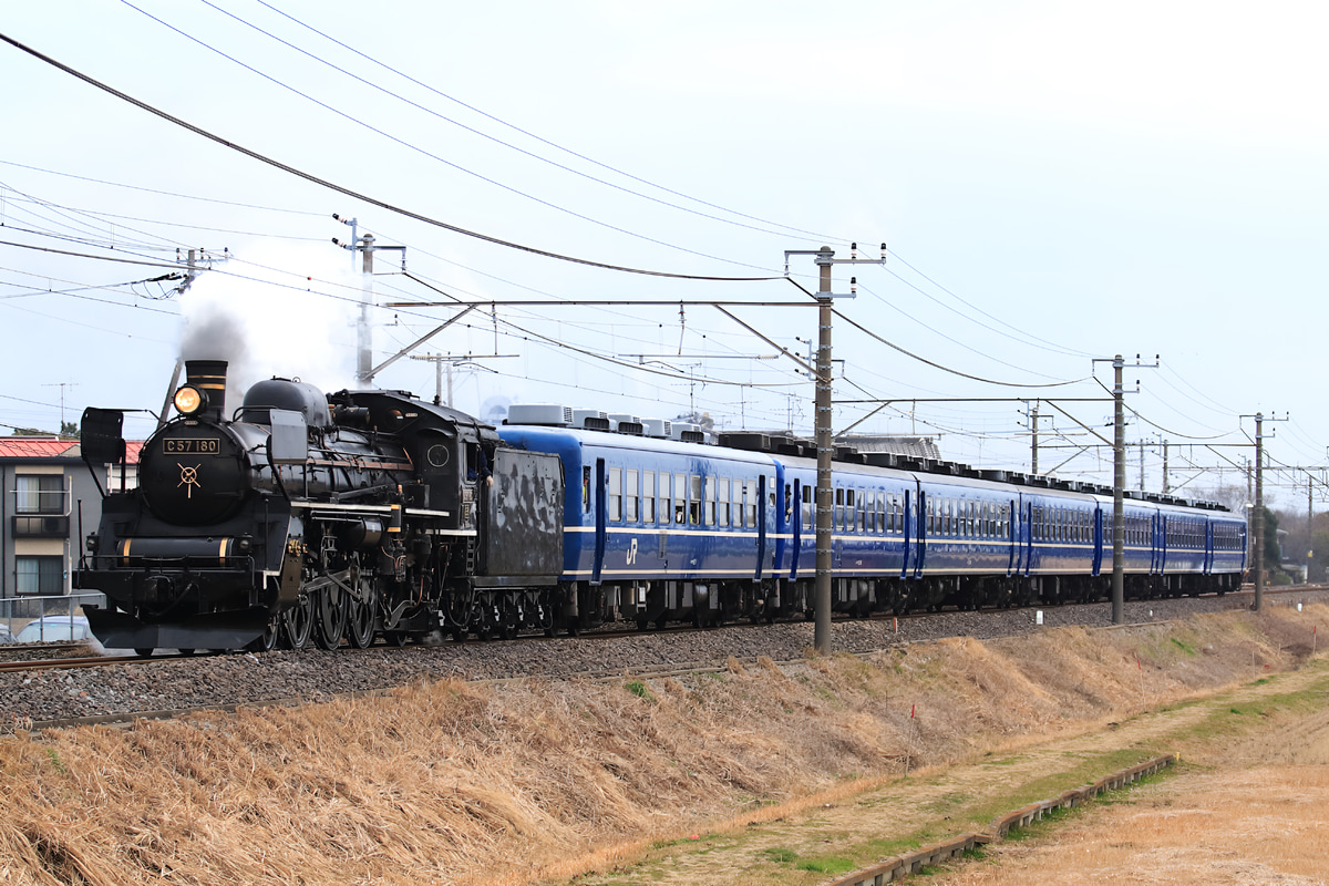 JR東日本 新津運輸区 C57 180