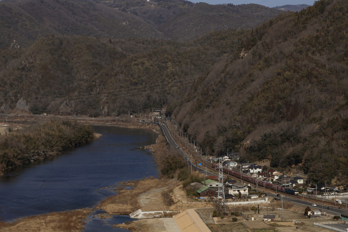 JR貨物 愛知機関区 EF64形 1033