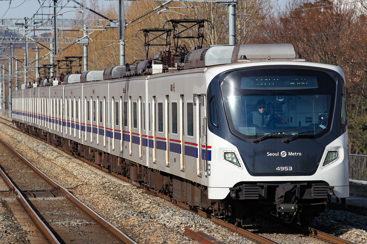 Seoul Metro  4000系 D453F