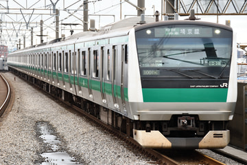 JR東日本E233系ハエ108編成を北戸田駅で撮影した画像