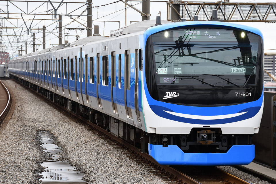 東臨71-000形Z12編成<br class="br-sp" />(71-201F)(東臨12)の写真