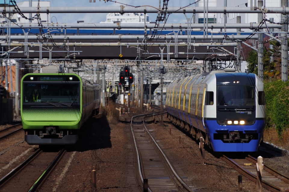 JR東255系マリBe-03編成<br class="br-sp" />(Be-03編成)(マリBe-03)の写真