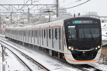 東急電鉄6020系6155Fを緑が丘駅で撮影した画像