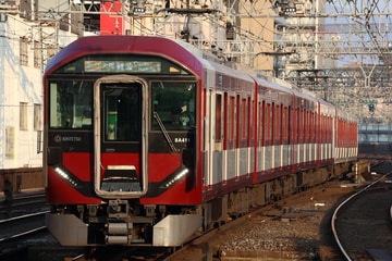 近畿日本鉄道8A系8A11を鶴橋駅で撮影した画像