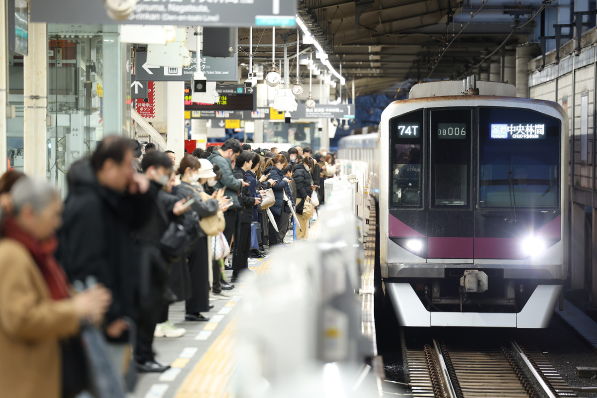 東京メトロ  08系 08-106F