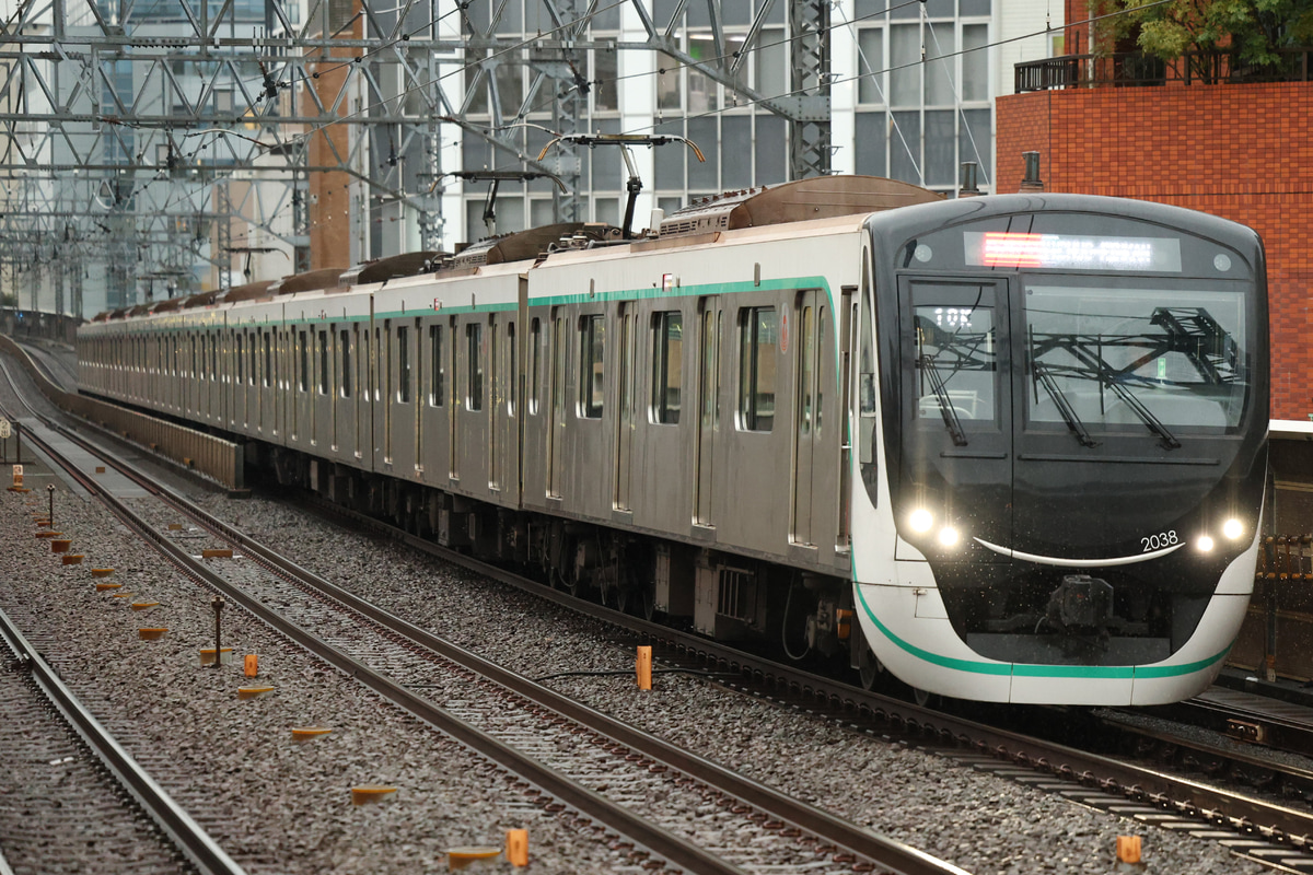 東急電鉄  2020系 2138F