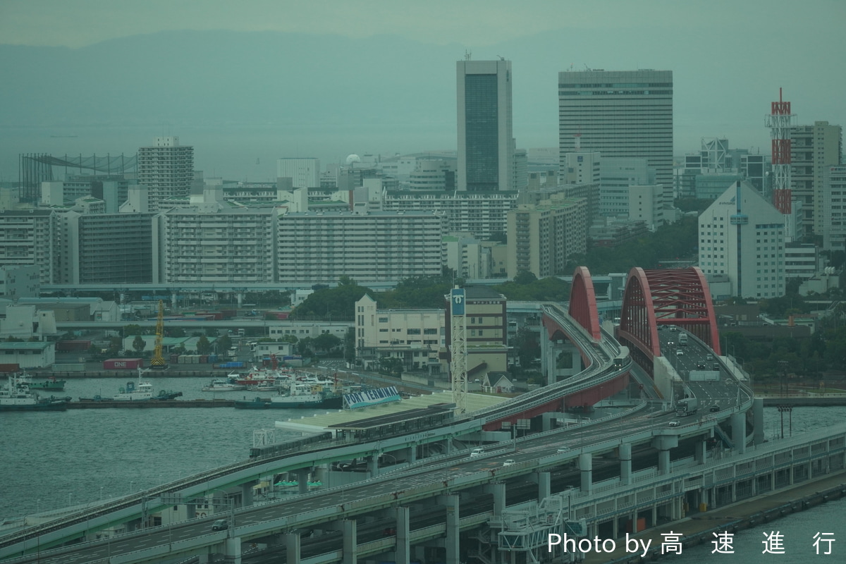神戸新交通 中埠頭車両基地 2000A形 2101F