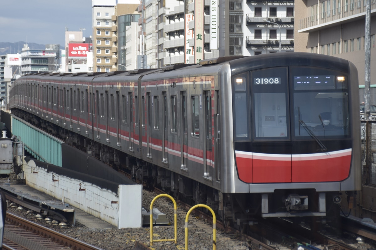 大阪市高速電気軌道 中百舌鳥検車場 30000系 31608F