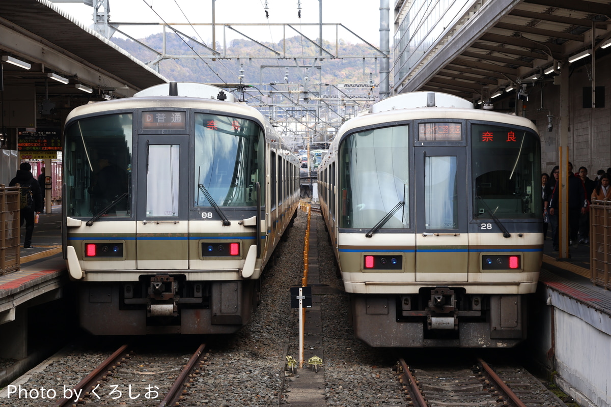 JR西日本 吹田総合車両所奈良支所 221系 NC605編成