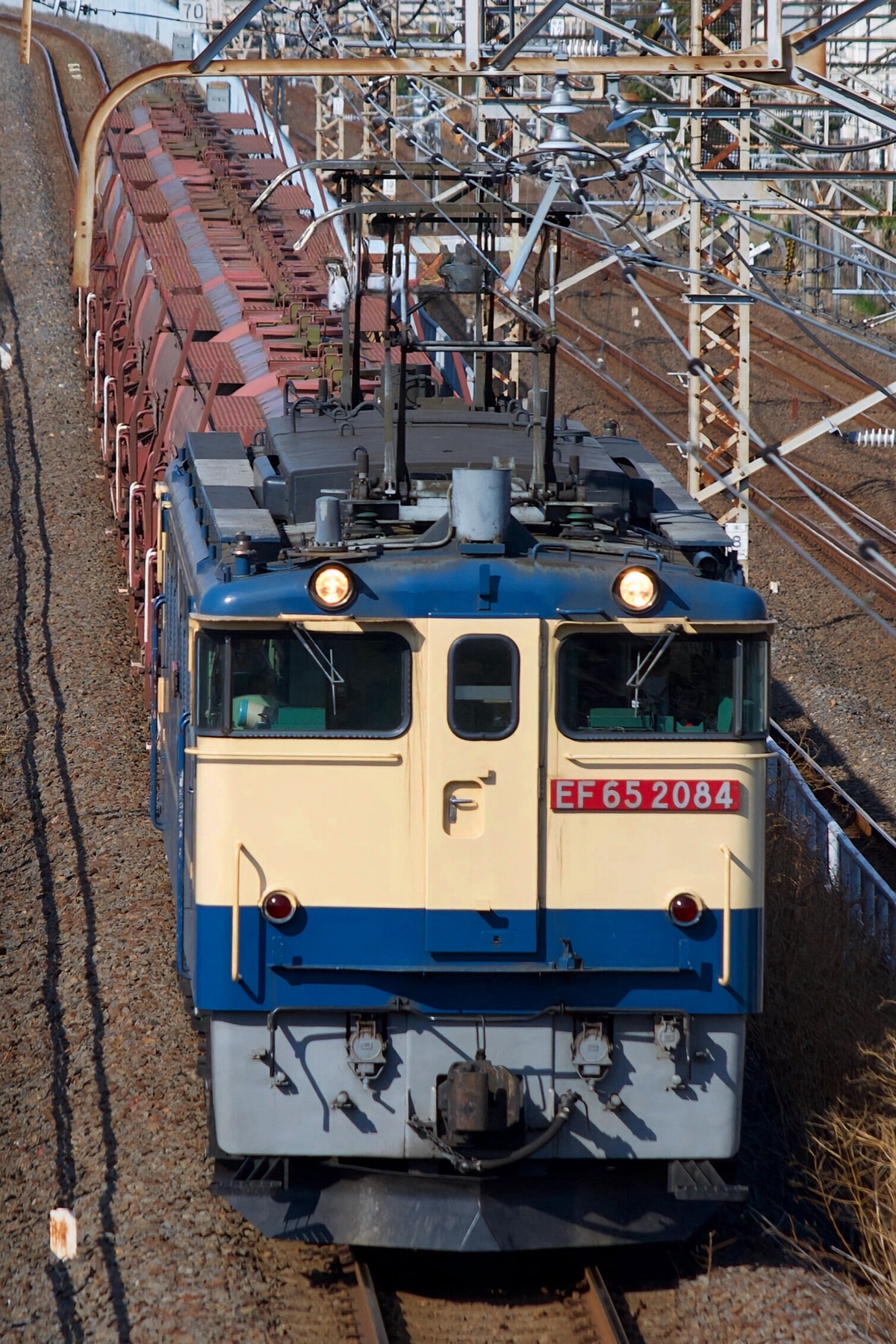 JR貨物 新鶴見機関区 EF65 2084