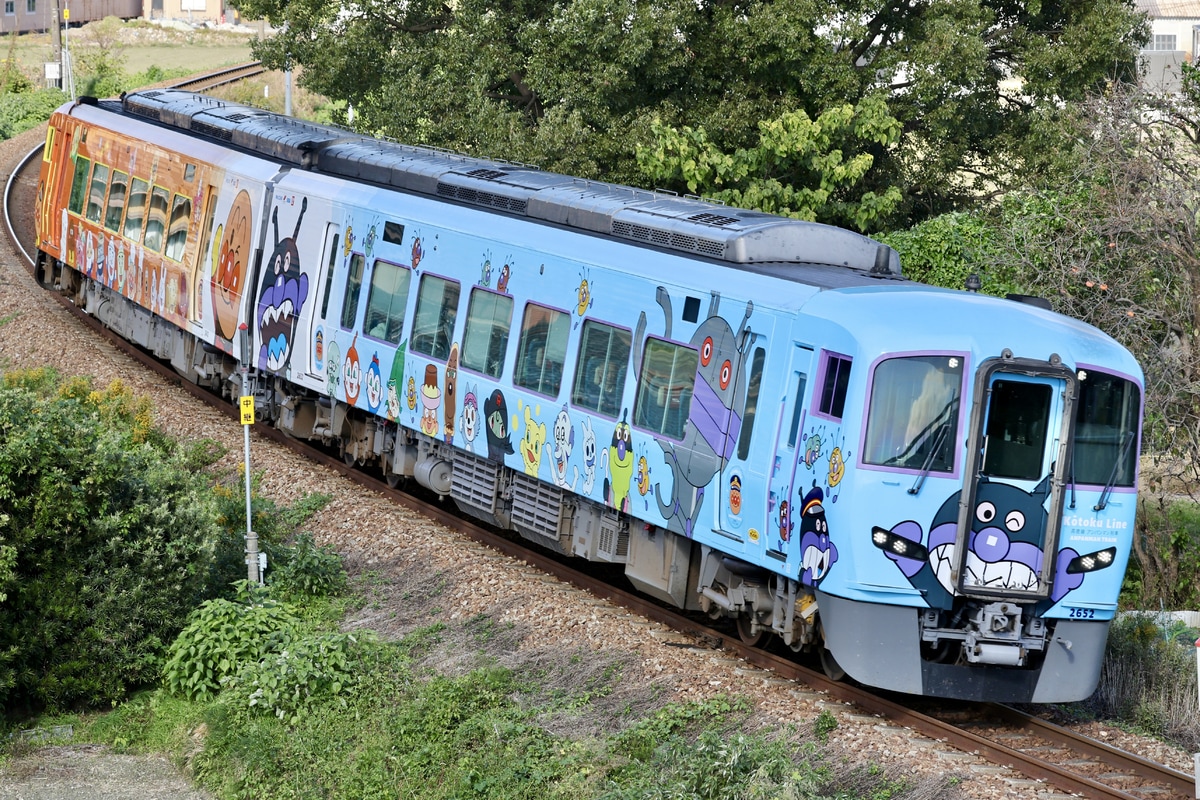 JR四国 高松運転所 2600系 2652