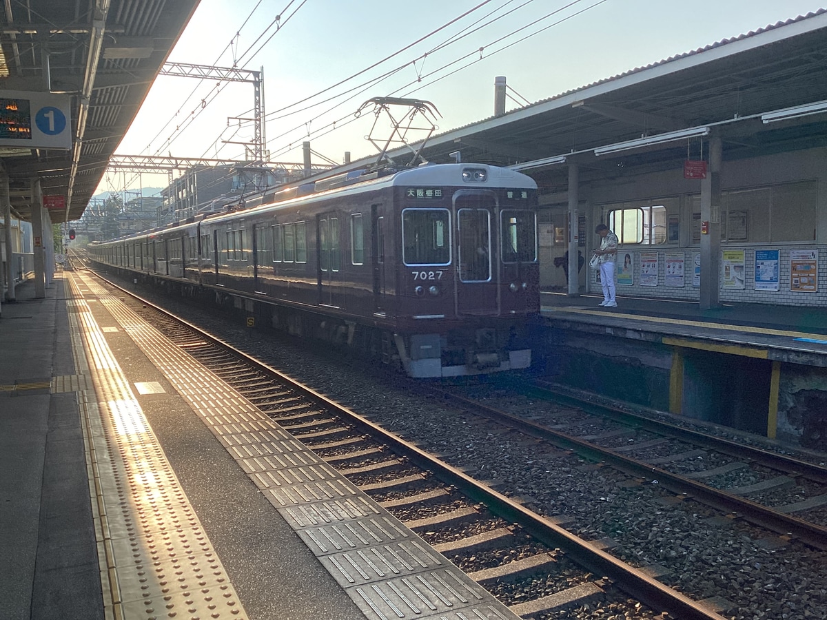 阪急電鉄 西宮車庫 7000系 7027f