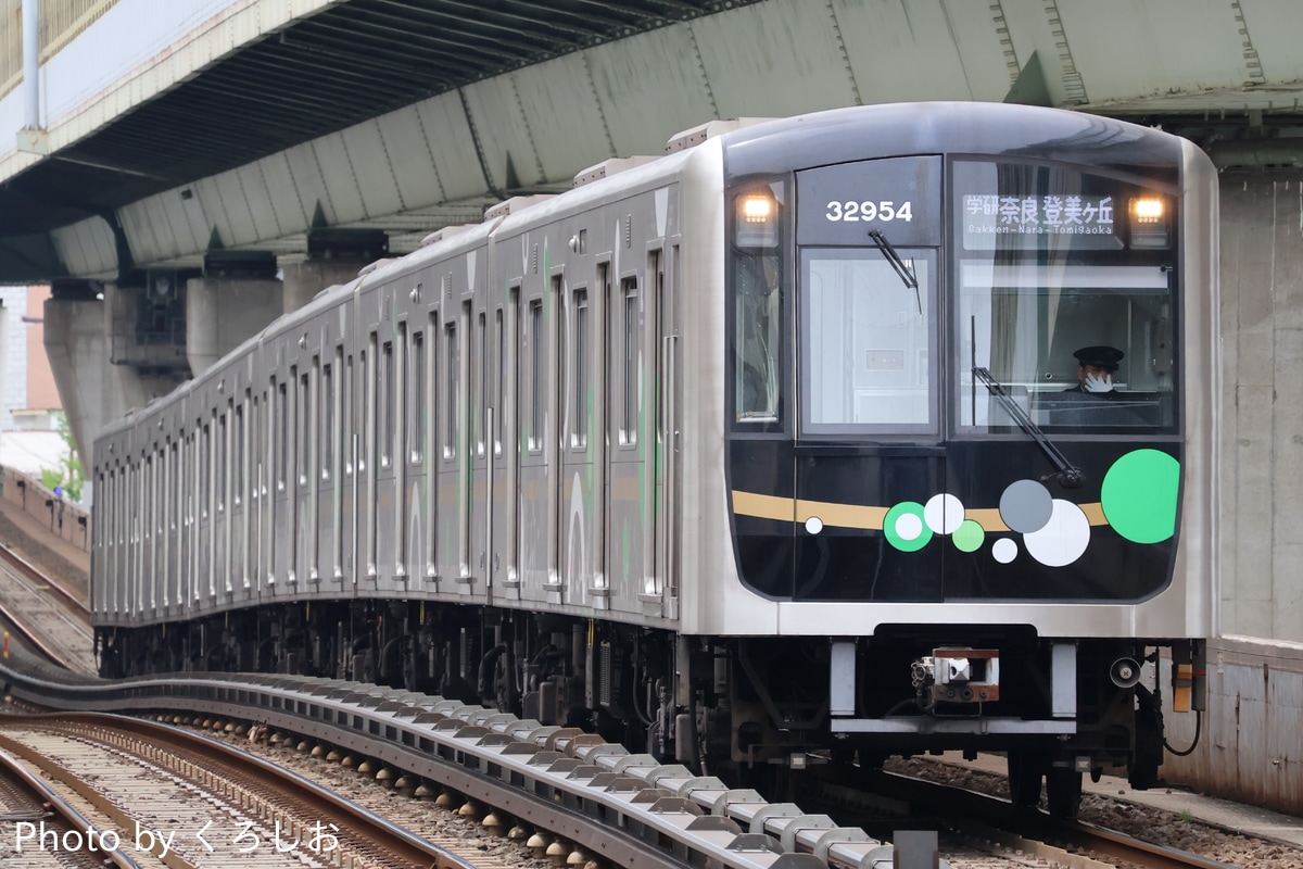 大阪市高速電気軌道 森之宮検車場 30000A系 32654F