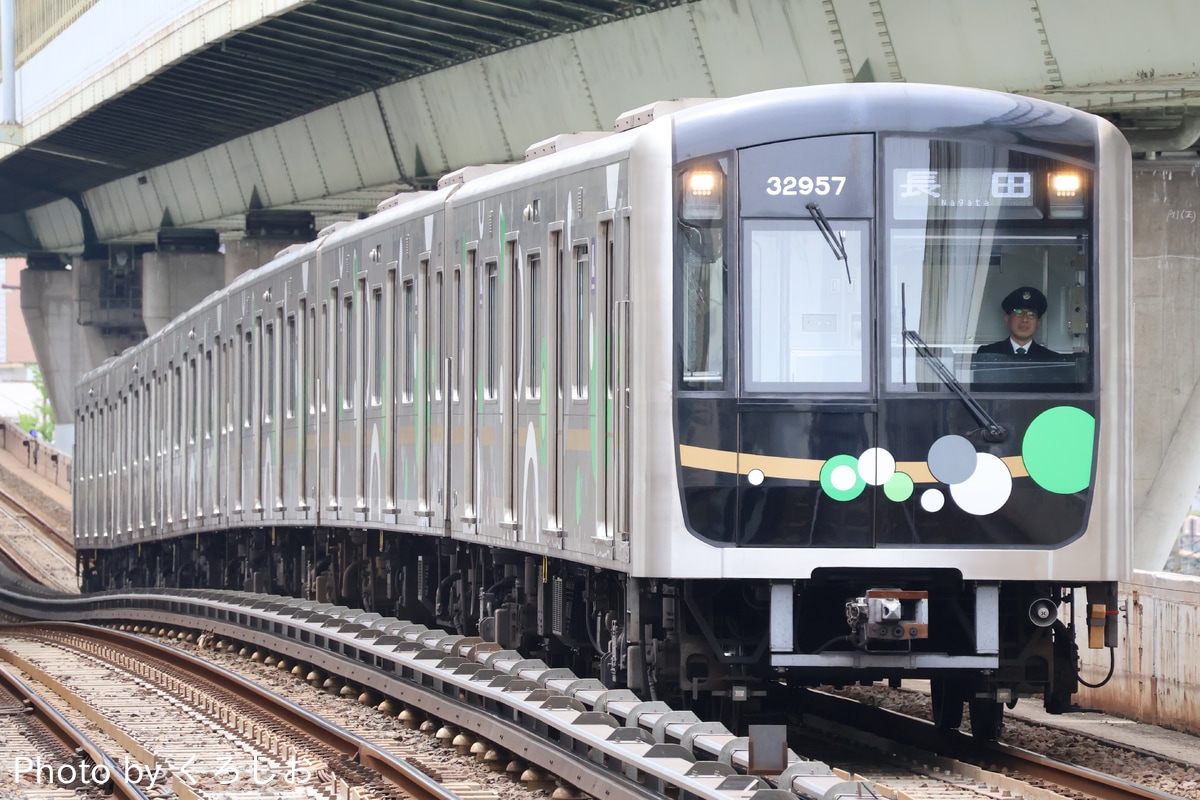 大阪市高速電気軌道 森之宮検車場 30000A系 32657F