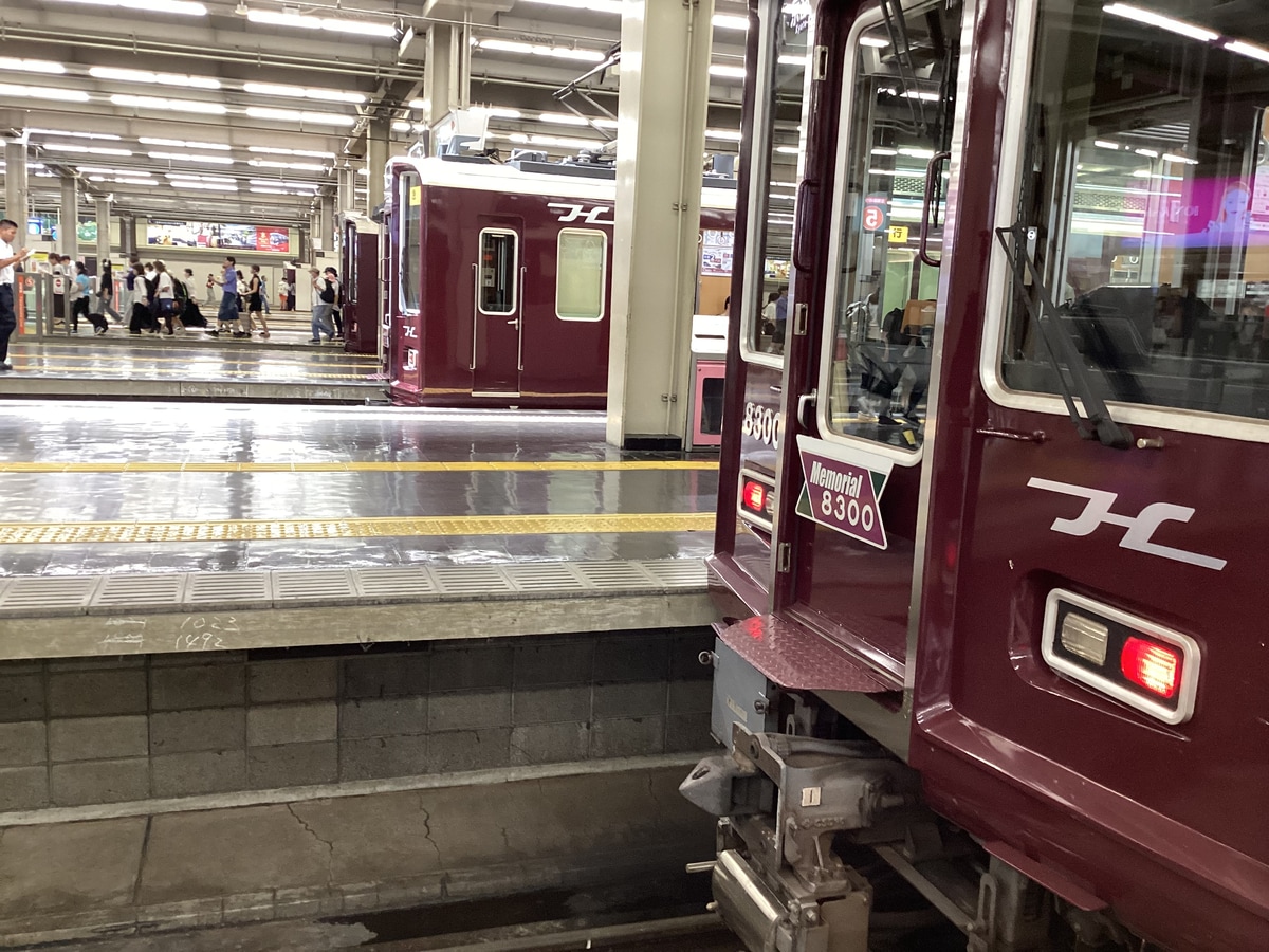 阪急電鉄 正雀車庫 8300系 8300f