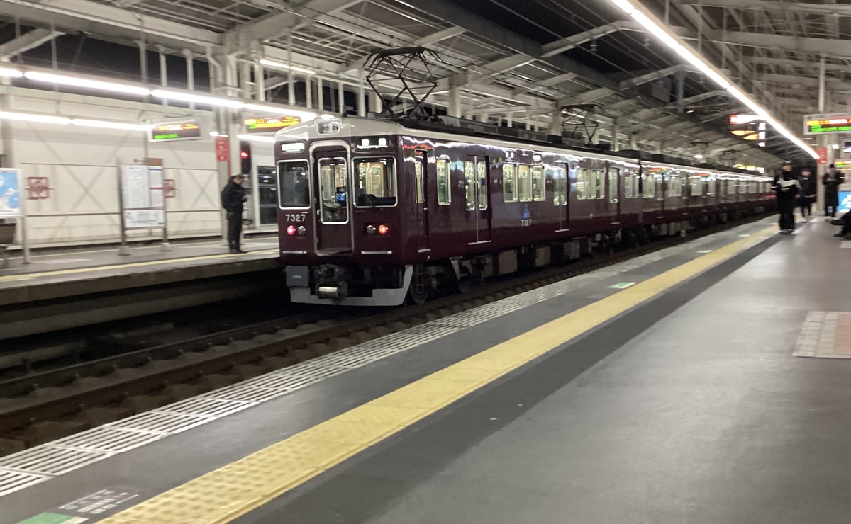 阪急電鉄 正雀車庫 7300系 7327f