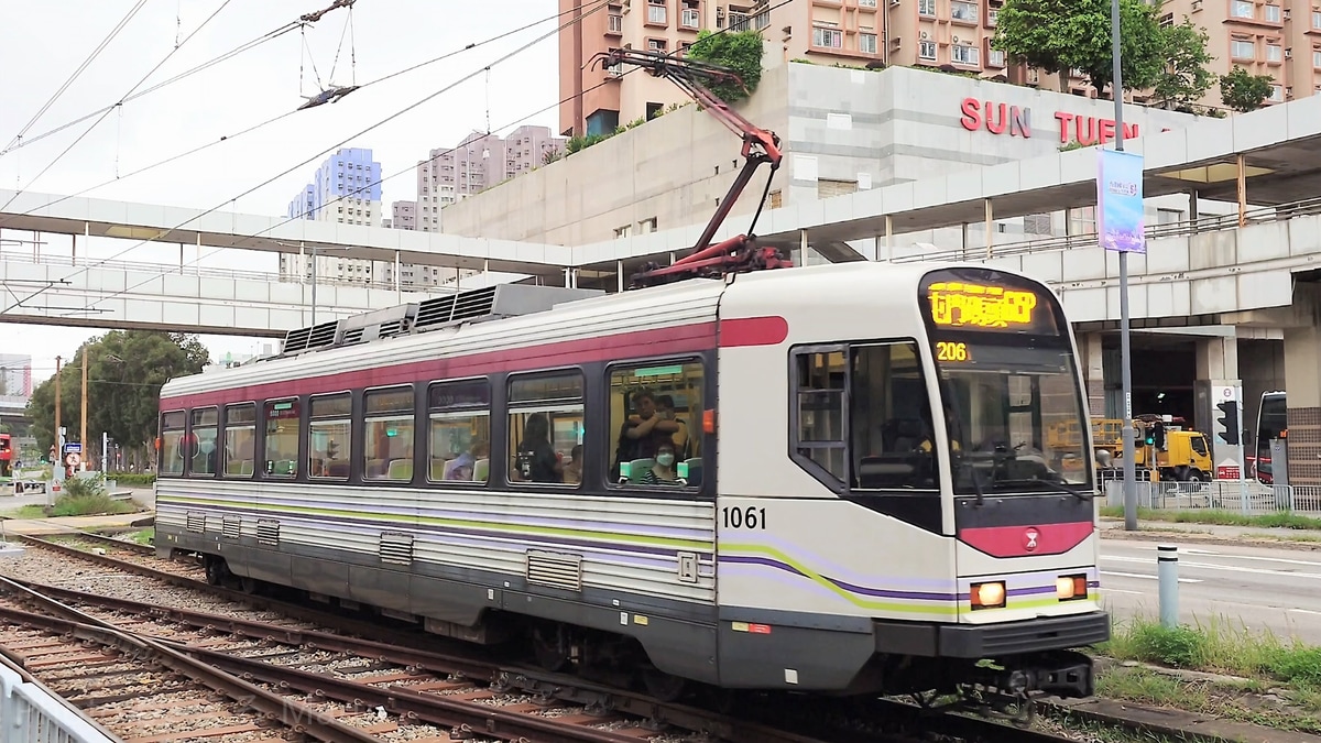 香港MTR 屯門車廠 軽鉄第1期 1061