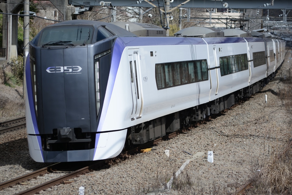 JR東E353系モトS113編成<br class="br-sp" />(モトS113)の写真