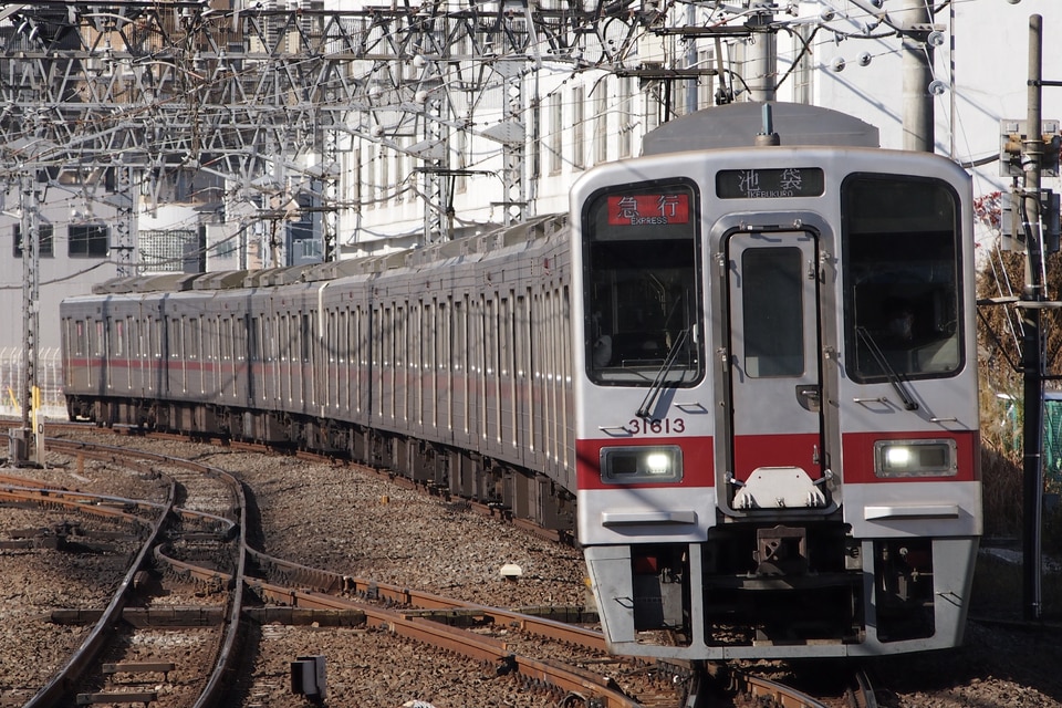 東武30000系31613F<br class="br-sp" />(31613編成)の写真