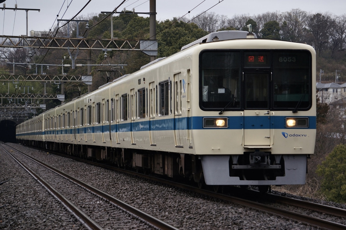 小田急電鉄  8000系 8053f