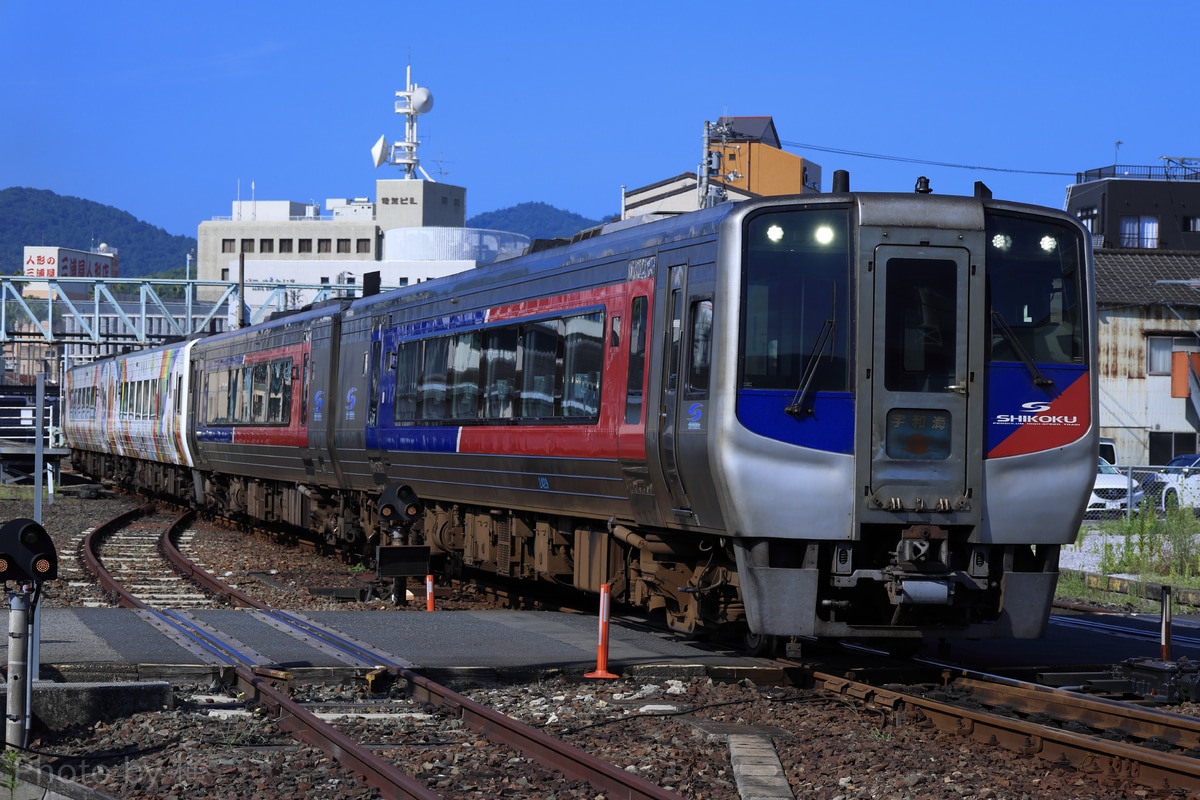 JR四国 松山運転所 N2000系 2429