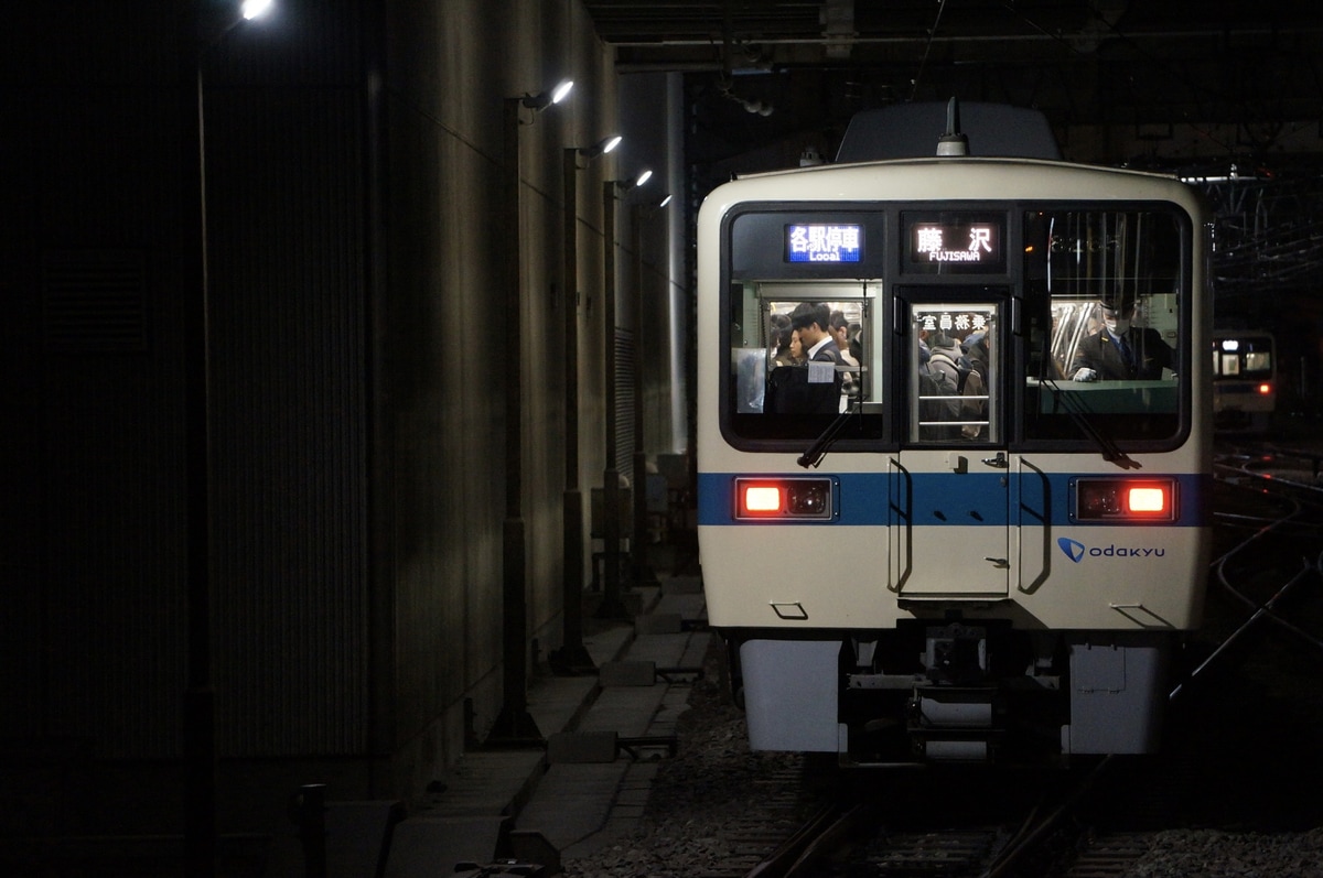 小田急電鉄  8000系 8265f