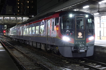 by横