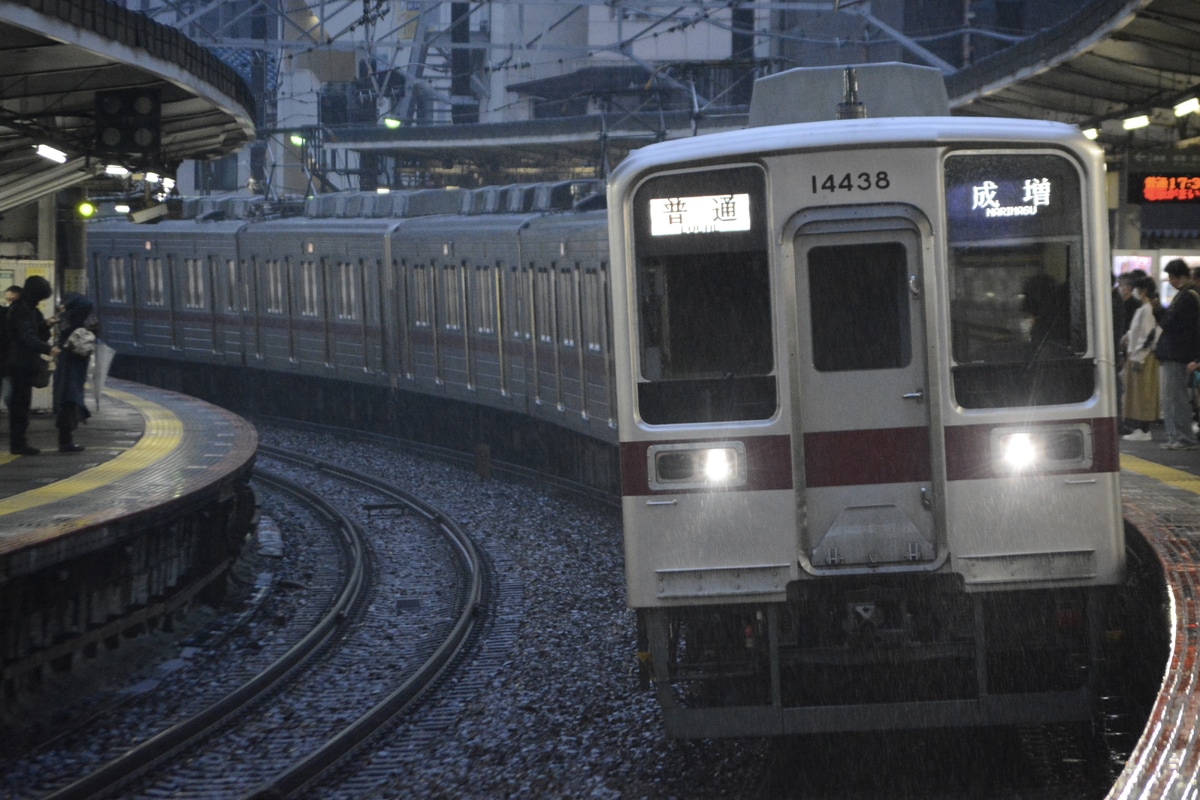 東武鉄道 森林公園検修区 10030型 11438F